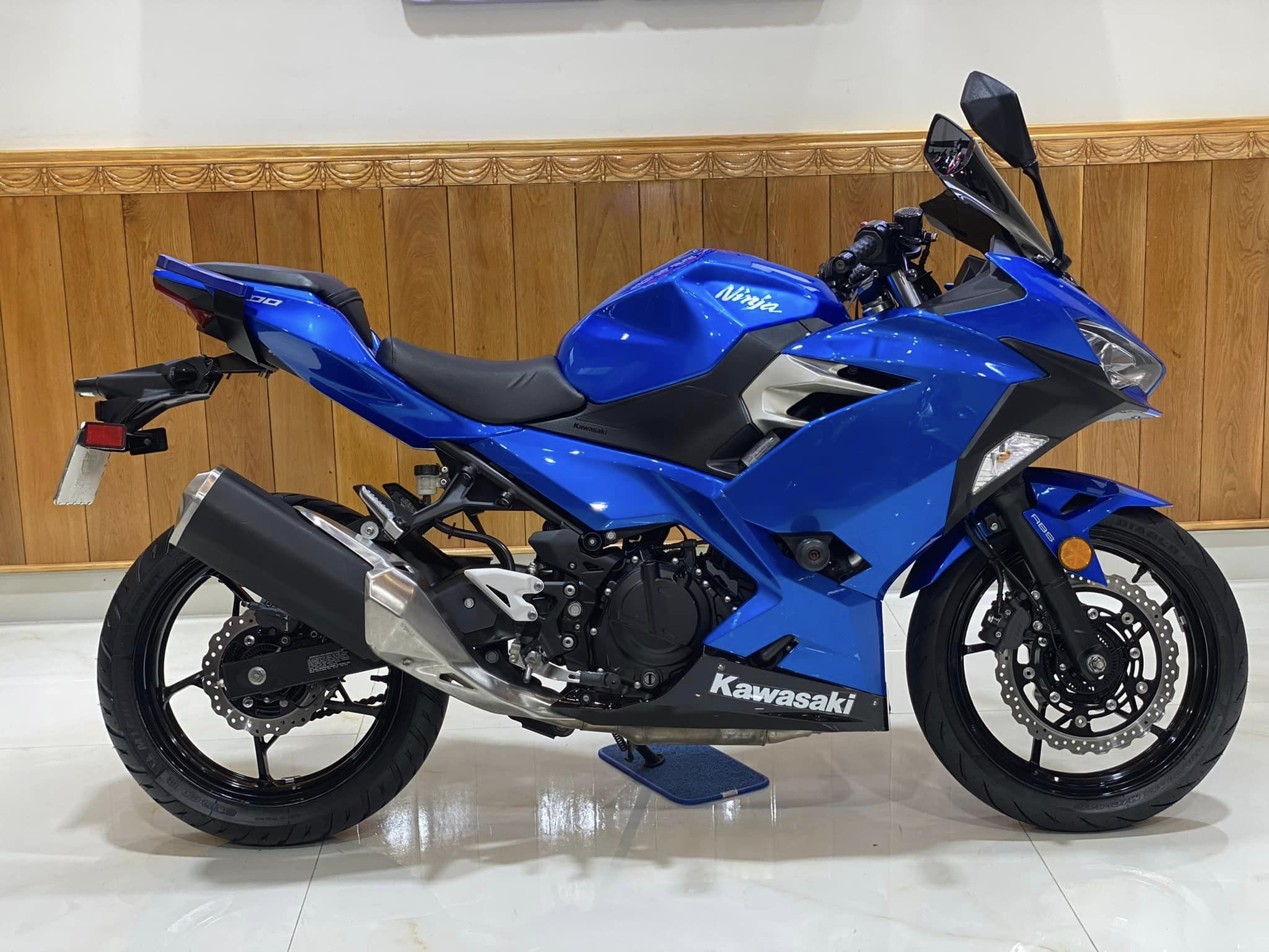 Thông số kỹ thuật của Kawasaki Ninja 400 2019 phiên bản mới